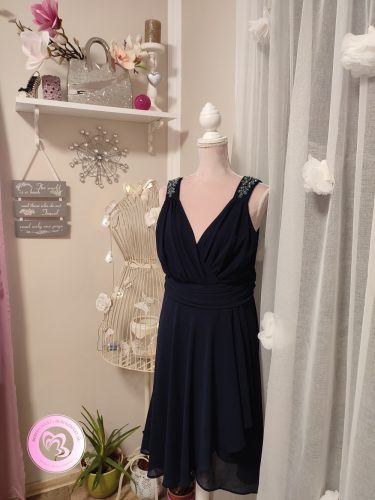 C&A elegáns köves ruha boleróval