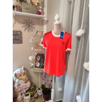 • Póló & Pulóver